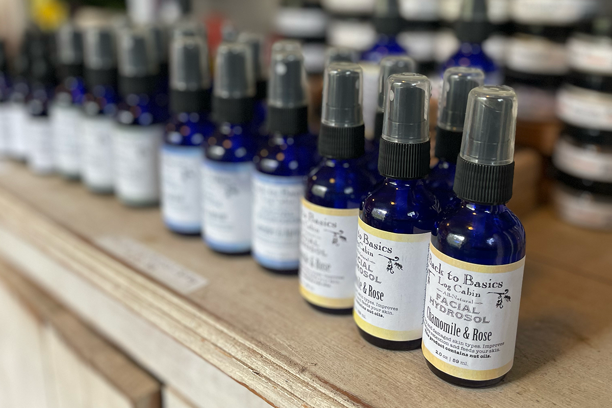 What Is a Facial Hydrosol? Benefits, Uses & How to Choose the Right One